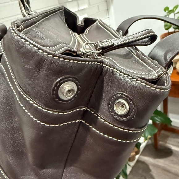 Coach SoHo Brown Leather Handbag EUC Ret $398 - Picture 5 of 9